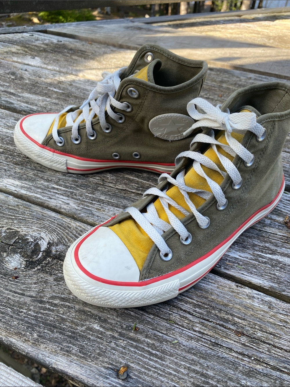 Converse Chuck Taylor All Star Sneakers Moss Green Yellow Women's Size 8 Men’s 6